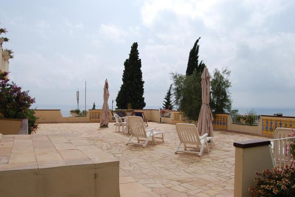 Hotel Belvedere Sperlonga Exterior photo